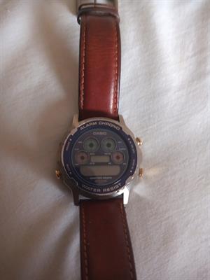 orologio Casio ADV5500 con quadrante