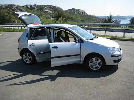 Volkswagen Modello Polo 1.4 TDI 75 CV Anno 2010 Km 130054 Berlina - Foto 2