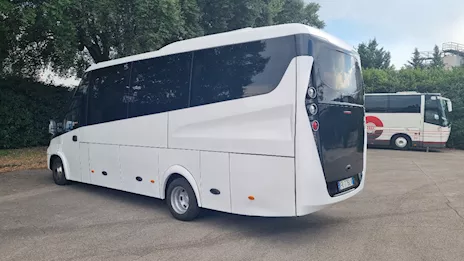 Ibis Maxi Euro 6 Marca Iveco Anno 2017, cambio manuale - Anteprima 5