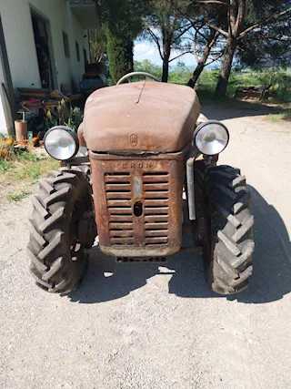 Trattore Eron - Meroni per collezionisti - 4x4 - Va in moto - Foto 5