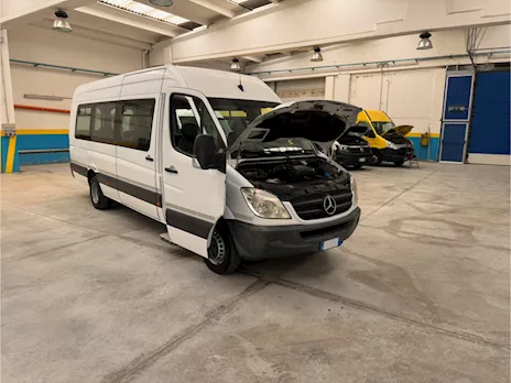 Mercedes Sprinter 519 32+2 / 28+1+1+1