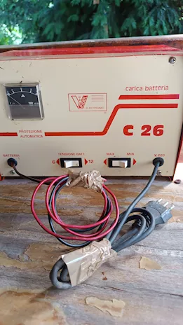Caricabatterie 12 6 volt