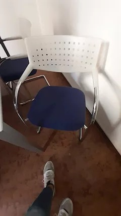 Tavolo sala riunioni più sedie