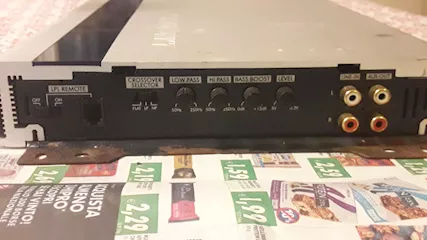 Amplificatore auto blaupunkt 600 watt totali