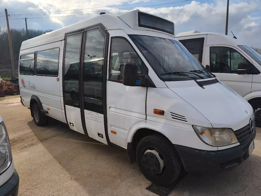 Foto 7Mercedes Sprinter e Volkswagen Crafter, servizio urbano Anno 2018
