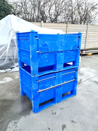 4 cassoni pallet blu usati
