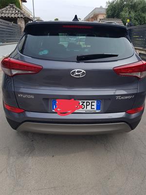 HUNDAI TUCSON 1.7 CRDi XPOSSIBLE 2016 91800 KM Fuoristrada/SUV - Foto 3