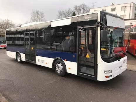 MAN-Neoplan A 76