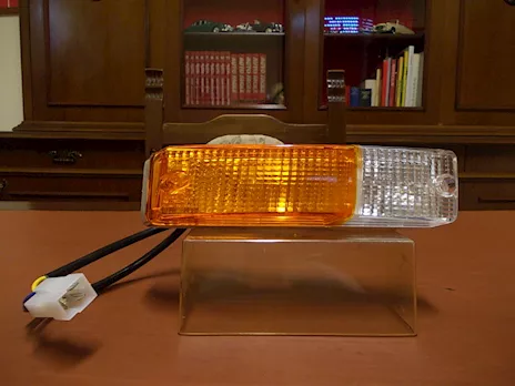 Fanalino anteriore dx Alfa Romeo Duetto 3-4serie