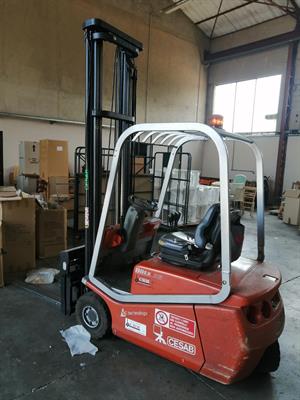 Carrello elevatore modello CESAB