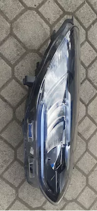 Proiettore anteriore destro Ford Fiesta - Foto 6