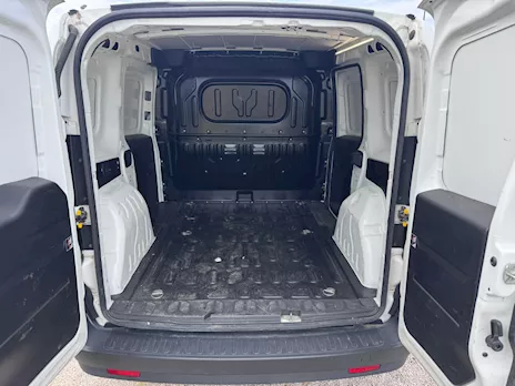 Fiat Modello Doblò 1.3MJT 95 CV E6D-T 2021 no IVA Km 125000 Euro 6 - Anteprima 5