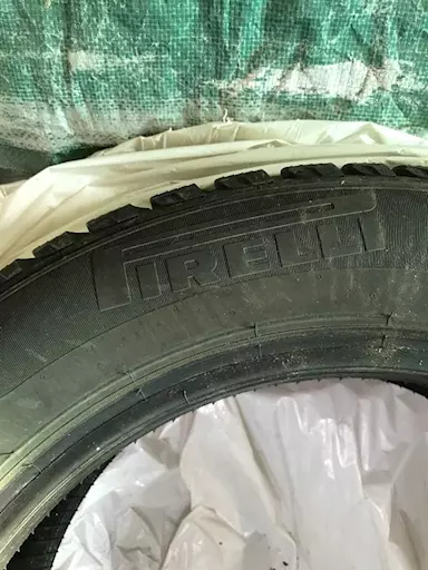4 gomme invernali Pirelli