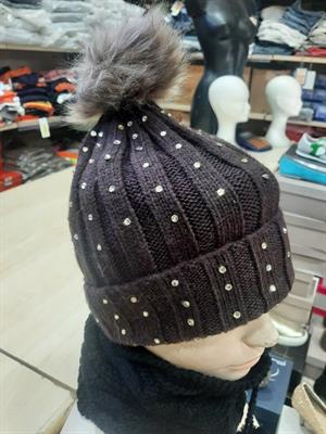Stock cappelli donna