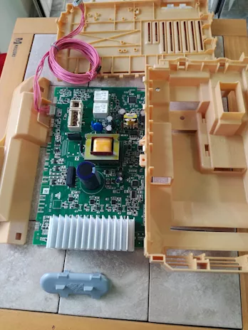 Scheda madre per lavatrice INDESIT