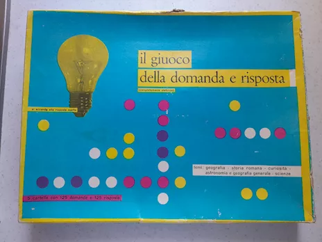 Gioco da tavolo vintage educativo ed elettrico