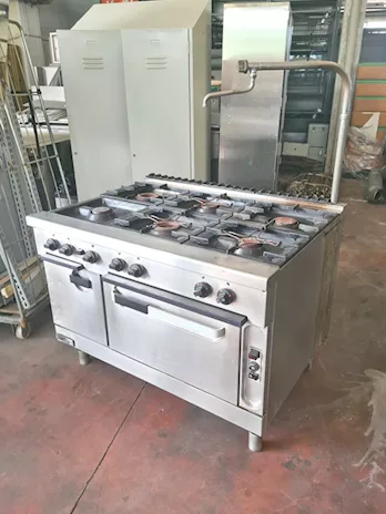 Cucina industriale a 6 fuochi inox usata