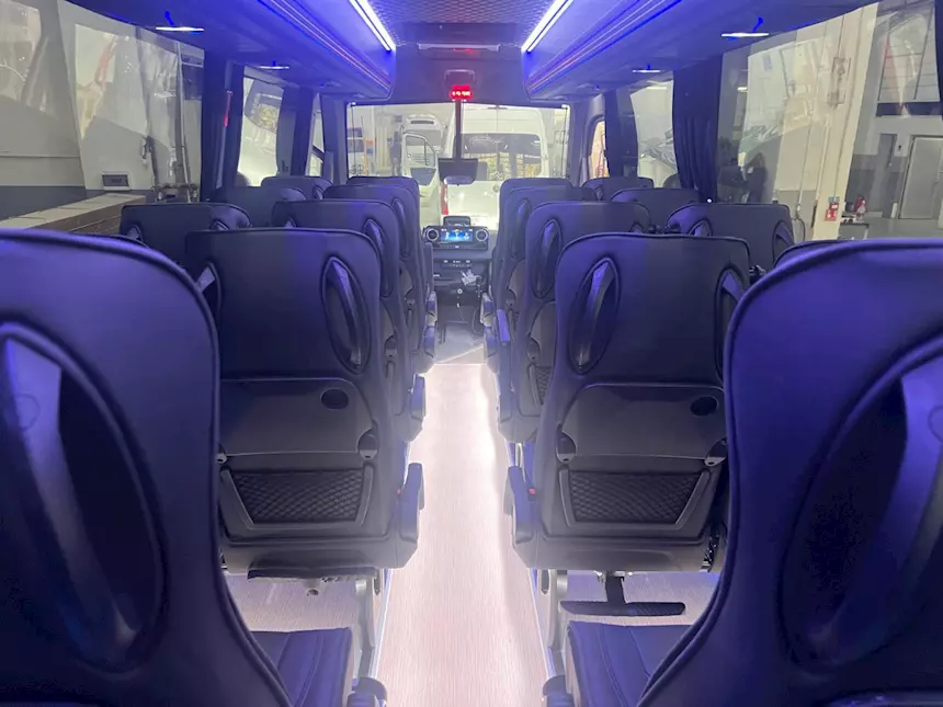 Foto 10Sprinter - Minibus 25+1+1 full optional nuovo Mercedes Km 0, pronta consegna