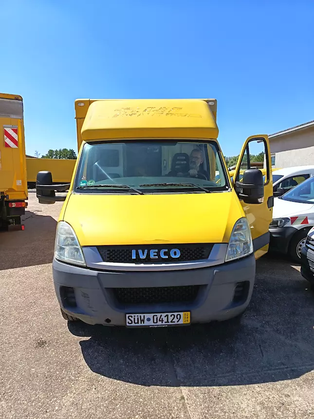 Foto 2IVECO DAILY 35S11 Autonegozio Km 70000, in ottime condizioni