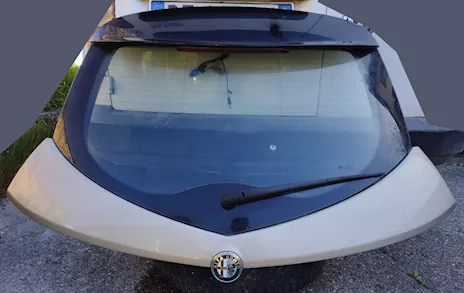 Portellone con lunotto Alfa Romeo Brera