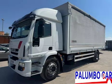 Iveco Eurocargo 180e28 cabina letto