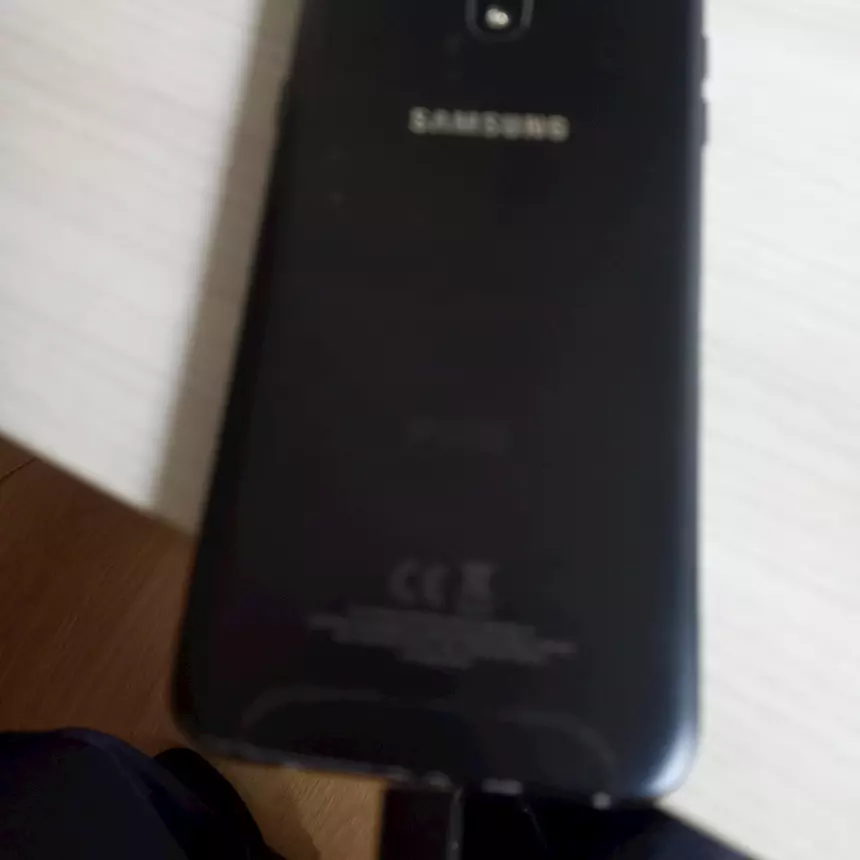 Foto 2Galaxy J7, ottimo stato, prezzo trattabile