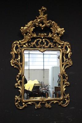Specchiera in legno scolpito di fine XVIII-inizio XIX secolo
