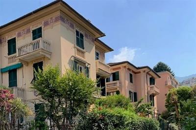 Rapallo appartamento signorile in Villa d'epoca, posto auto