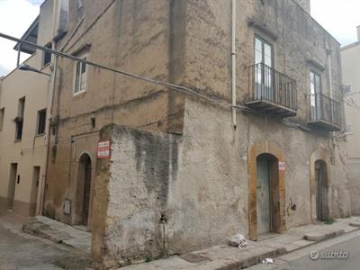 Castelvetrano casa ind. con locale pt