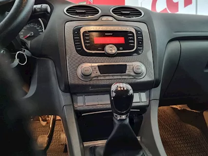 Ford Modello Focus 1.6 TDCI 90 CV SW Anno 2009 Km 180000 Station Wagon - Foto 5