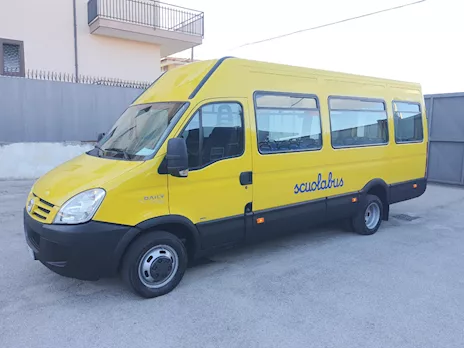 Irisbus Iveco A50/E4 scuolabus 29 posti