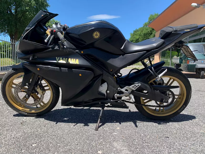 Yamaha YZF R125