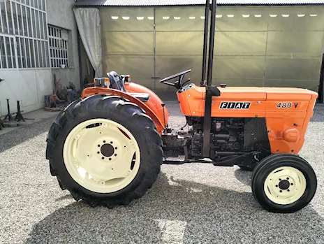 Trattore agricolo Fiat 480 vigneto