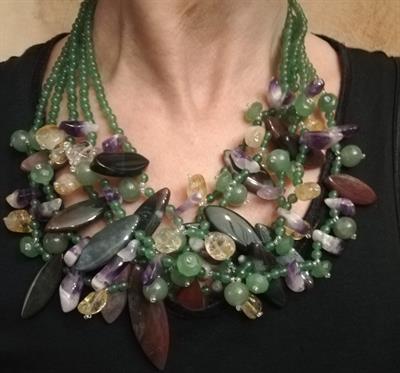 Collana pietre dure.