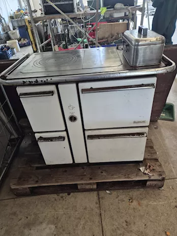 STUFA VINTAGE OTTIMO STATO