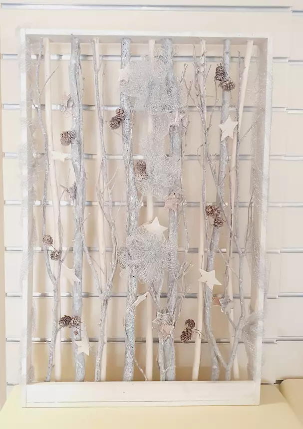 Decoro in legno, come nuovo