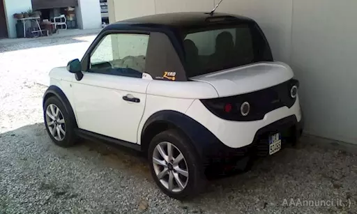 Tazzari zero eV 100% elettrica