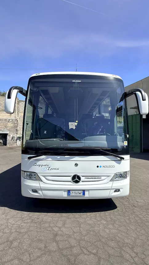 Foto 2Mercedes Tourismo 15RHD Anno 2010 Km 840000 Euro 5