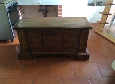 Cassapanca antica