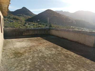 Immobile di campagna da ristrutturare con 4.000 mq di terren - Foto 6