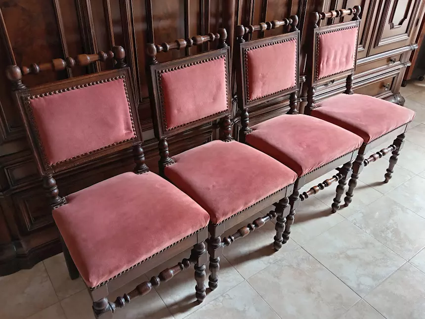 Sedia Rinascimentale 4 sedie stile rinascimento. 38x39xh89, in legno - Milano