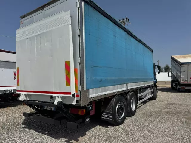 Foto 4Iveco Stralis 420 con cassone in acciaio 8.20 Anno 2013, ottime condizioni
