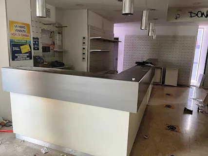 Banco bianco e grigio 20418