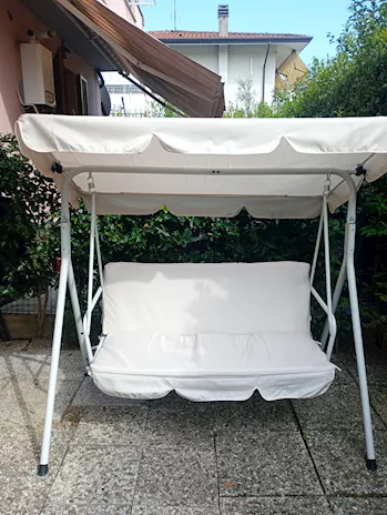 Dondolo da Giardino, Tavolo e 6 Sedie