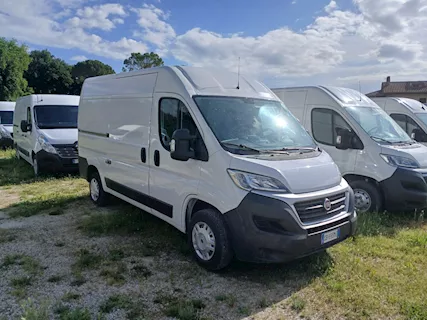 Fiat Ducato tetto alto passo medio