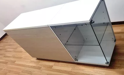 BANCO BIANCO E ROVERE CON VETRINA 4795
