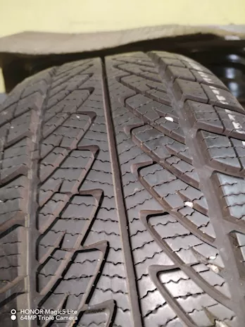 4 pneumatici Goodyear M+S UltraGrip 215/55/R 16 97 H
