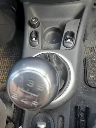 C 3
