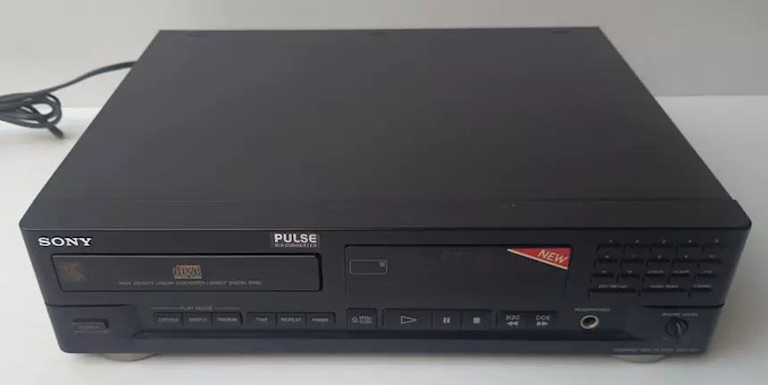 Lettore CD Sony CDP-M21 (1), modello rack, ottimo stato