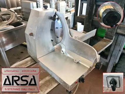 Tagliatrice per salumi usata, marca Arsa - Foto 2